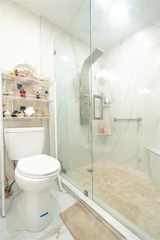 Photo 36