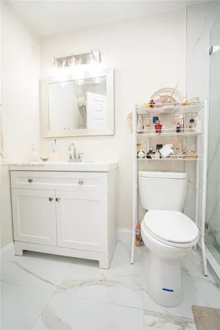 Photo 35
