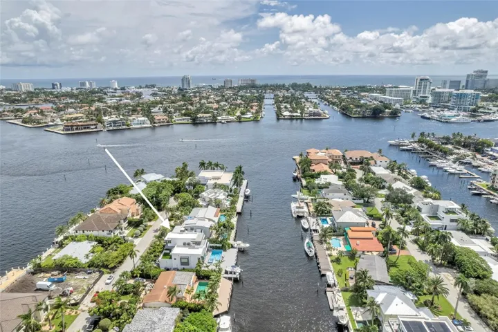 Deep Water Waterfront off Intercostal