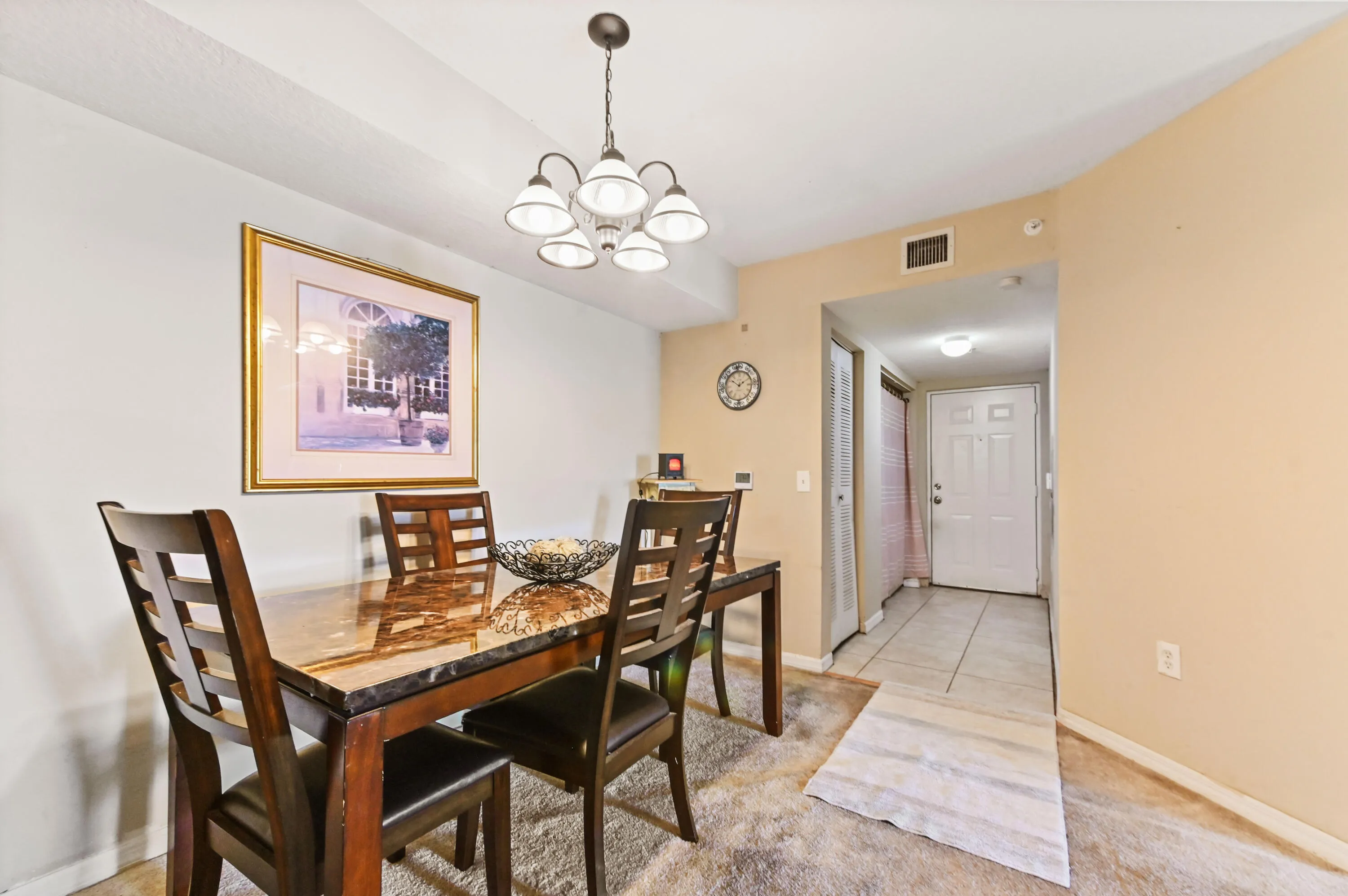 05 dining area 02