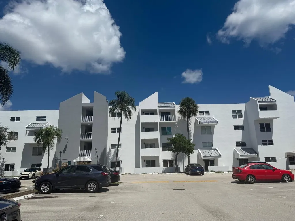 Beautiful cmplex