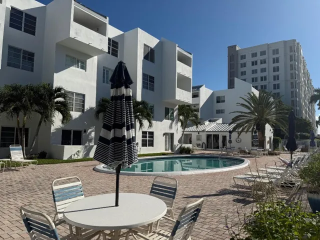 Beautiful pool and workout facility