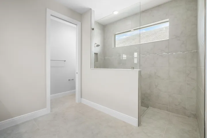 12507 SW Sunrise Lk Ter - Lucida (19)