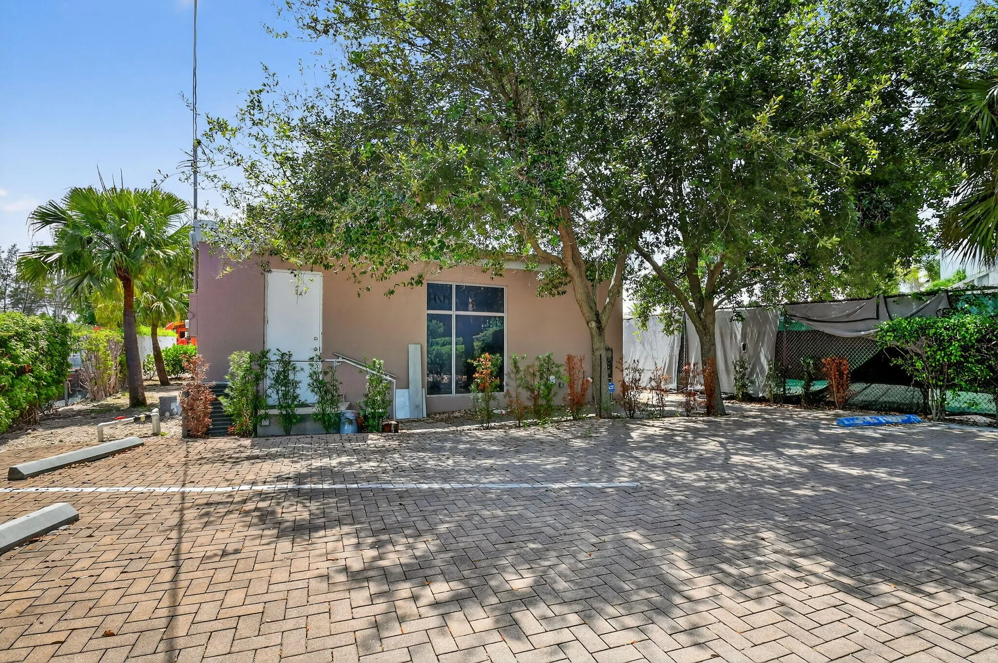 Property photo 38