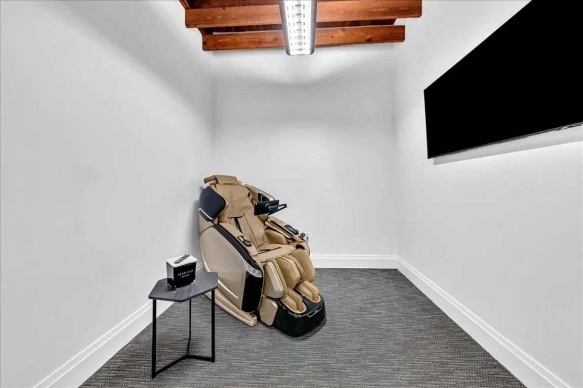 Property photo 70