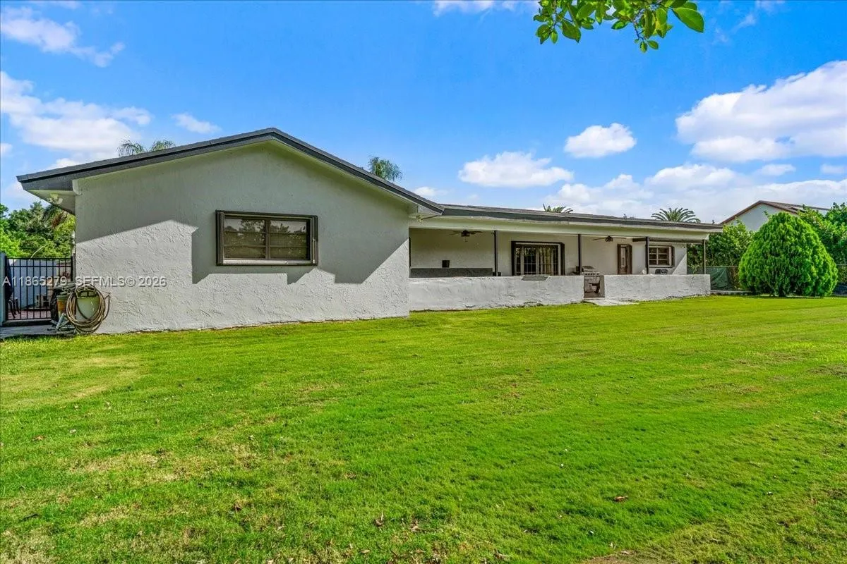 Property photo 40