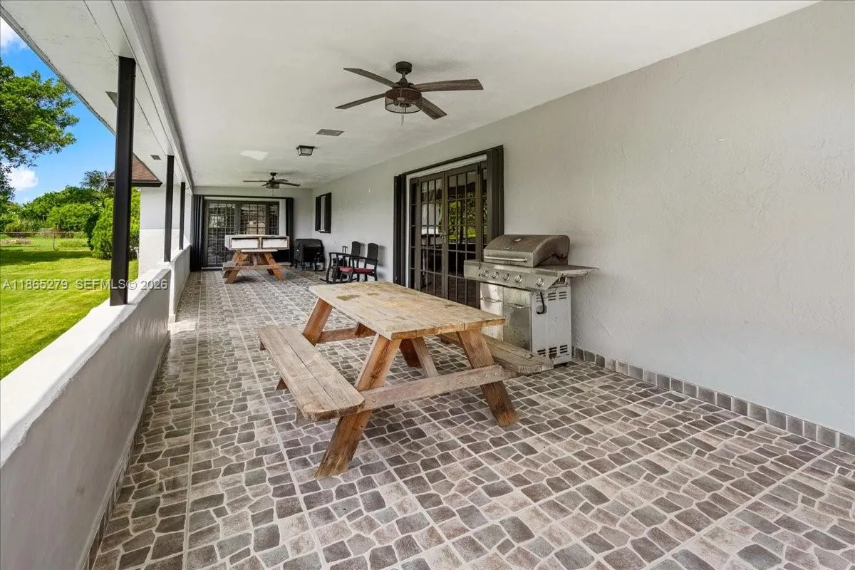Property photo 46