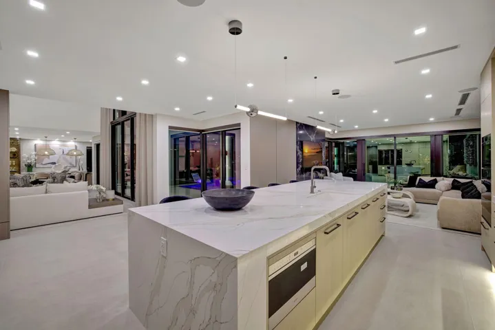 162-web-or-mls-699A8622