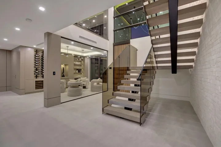 156-web-or-mls-699A8592