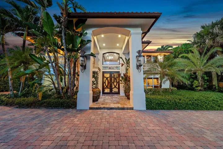 Front Exterior Twilight
