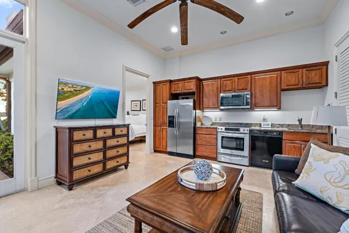 Guest House Living Room/Kitchen