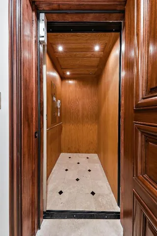 Elevator