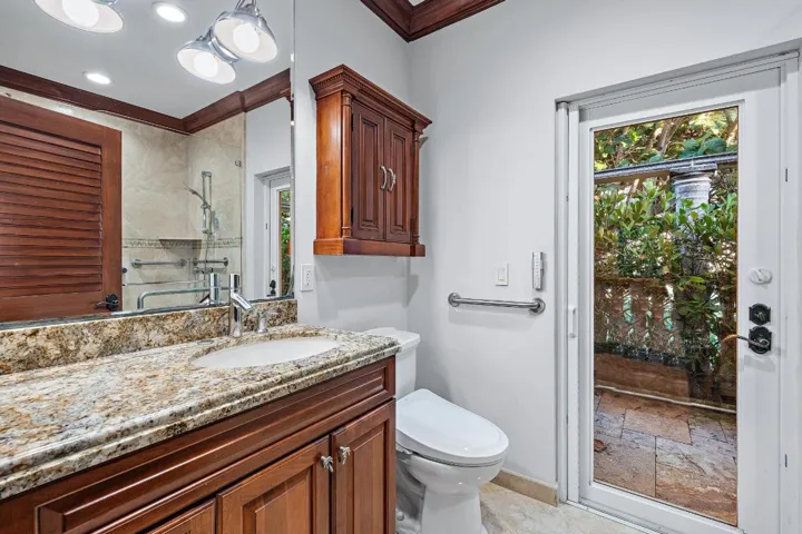 Cabana Bath