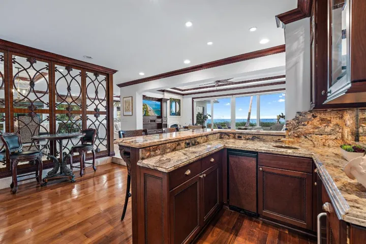 Wet Bar