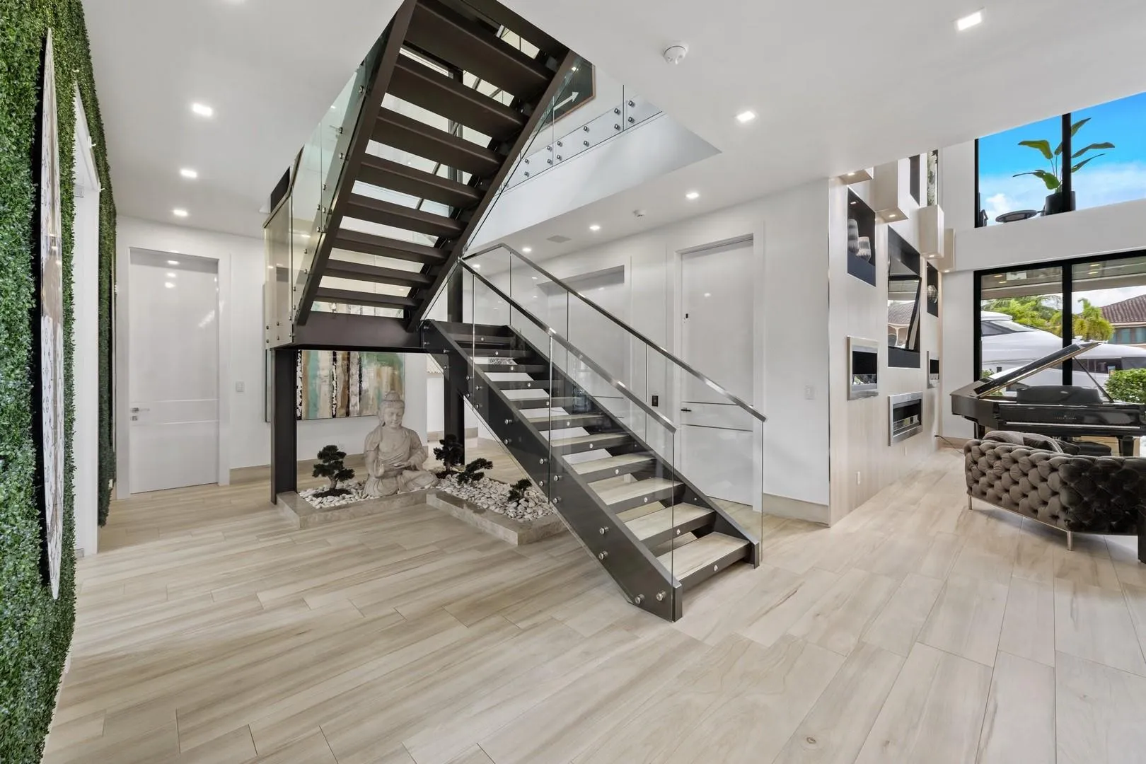 Property photo 98