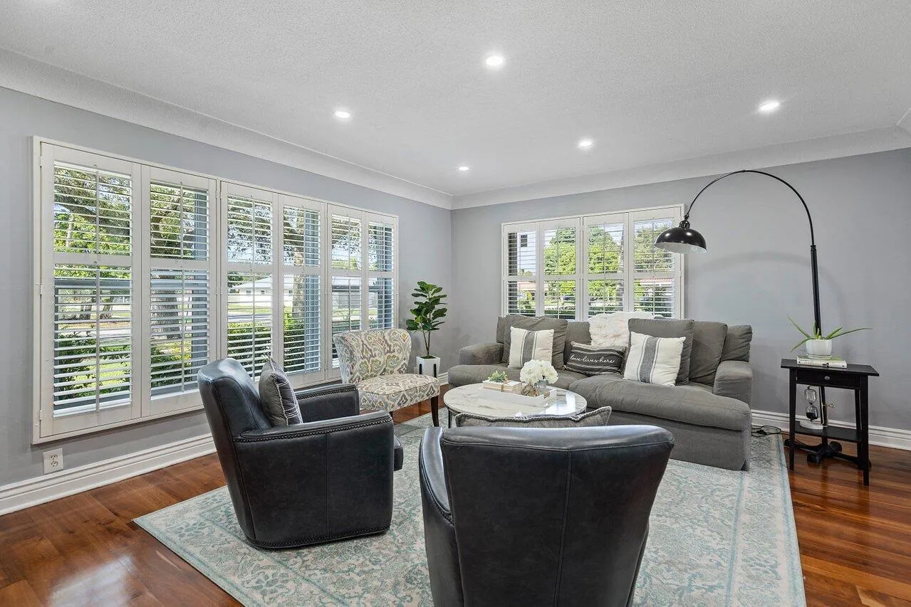 007-900Southwest16thStreet-BocaRaton-FL-