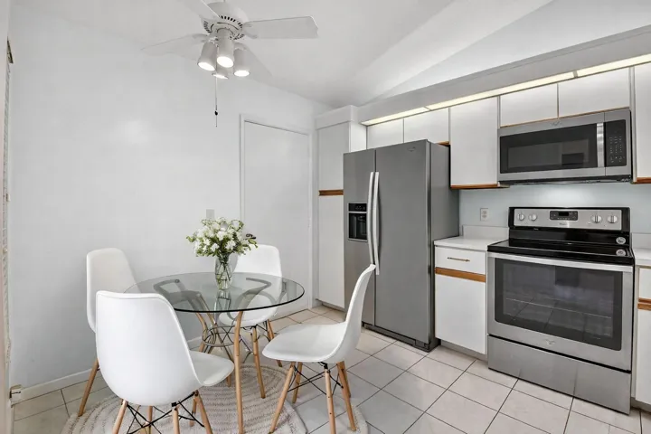 Eat In Kitchen Virtually Staged