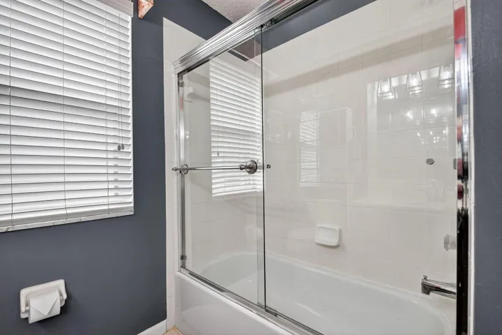 2nd Bathroom