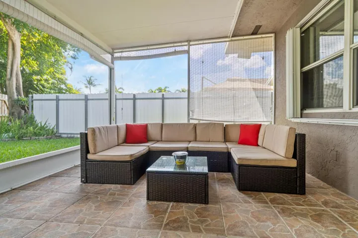 Patio Lounge