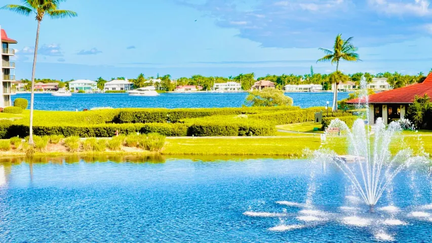 Fountain and Intracoastal