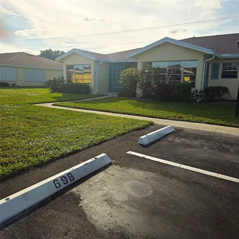 Park right in front of unit