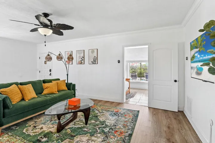 09 Living room 04