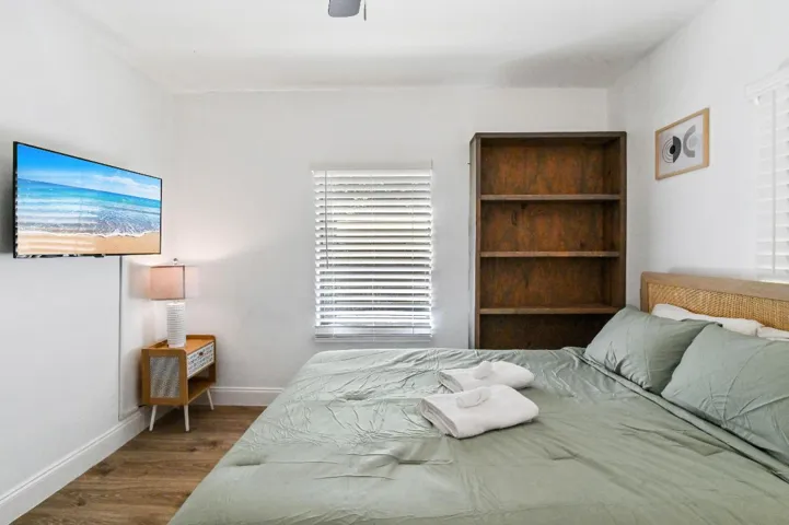 34 Bedroom 03