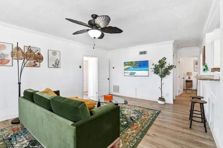 08 Living room 03