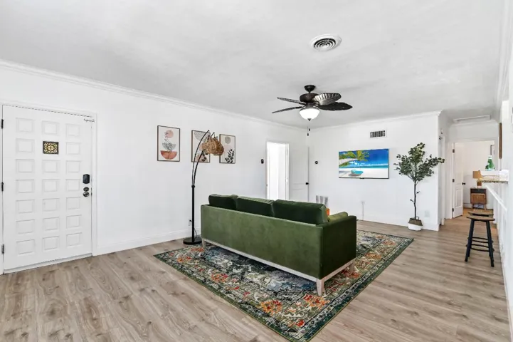 07 Living room 02