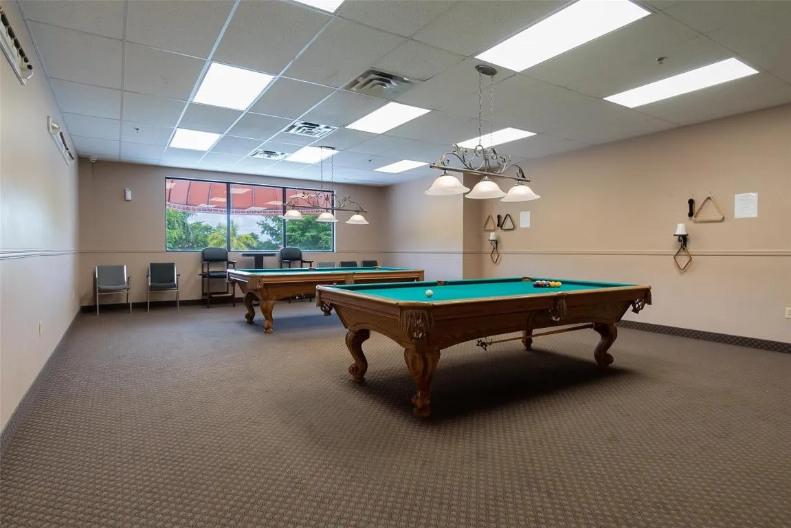 HOLLYBROOK BILYARD ROOM