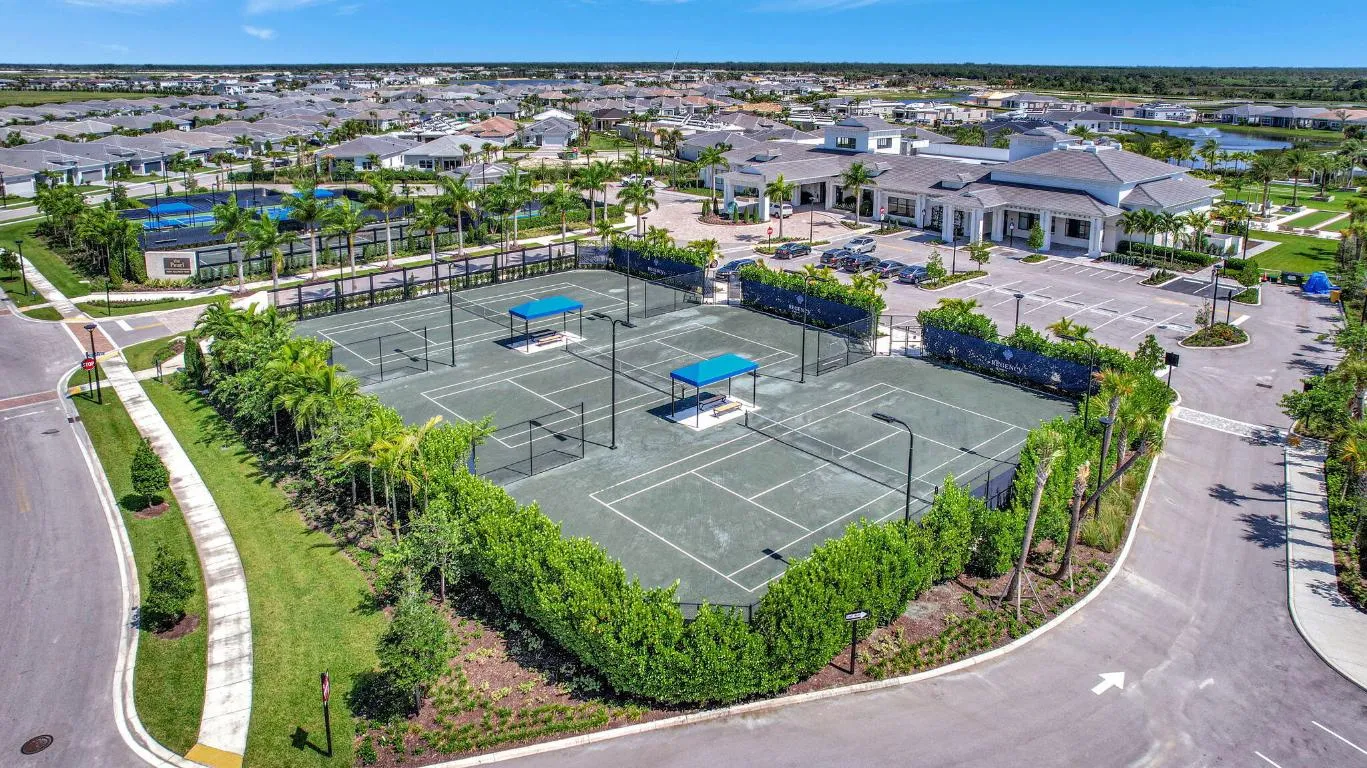 103-web-or-mls-Regency11