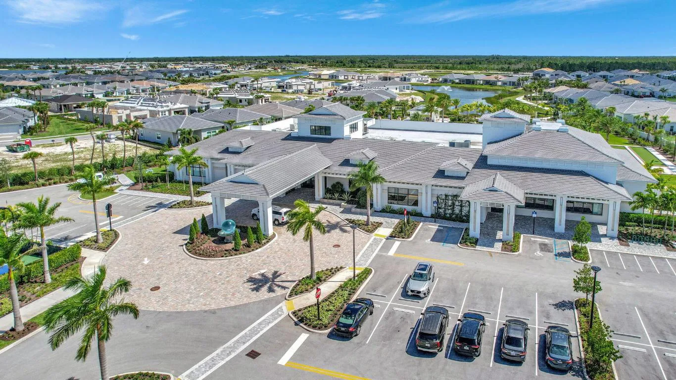 105-web-or-mls-Regency13