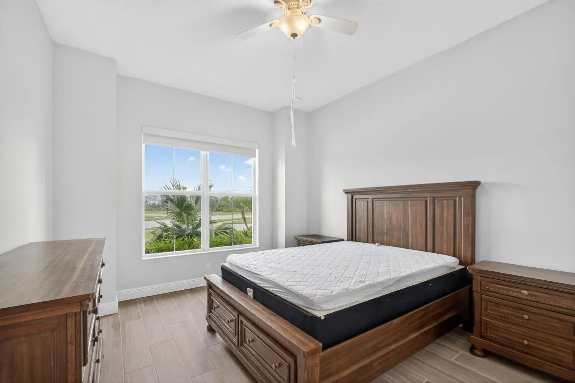 38-web-or-mls-047_5D1A2252