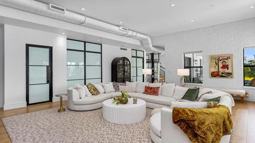 230 George Bush Blvd (9)