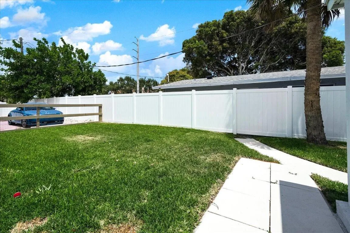 Property photo 25