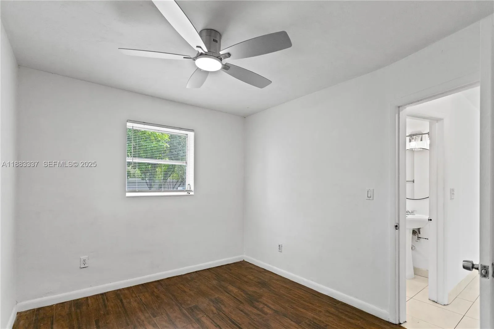2nd Bedroom
