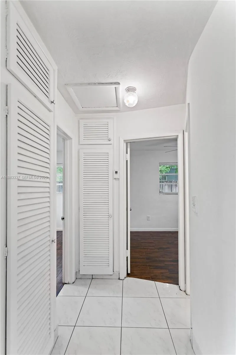 2nd bathroom