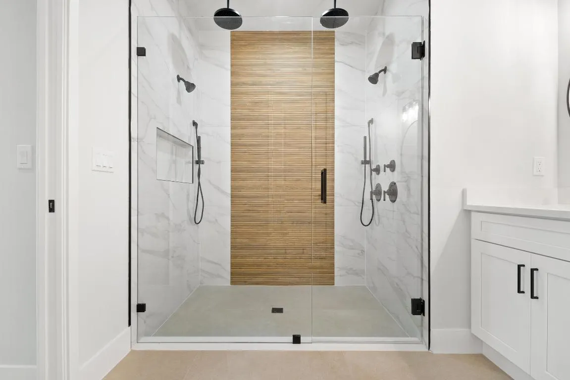 master bathroom 1