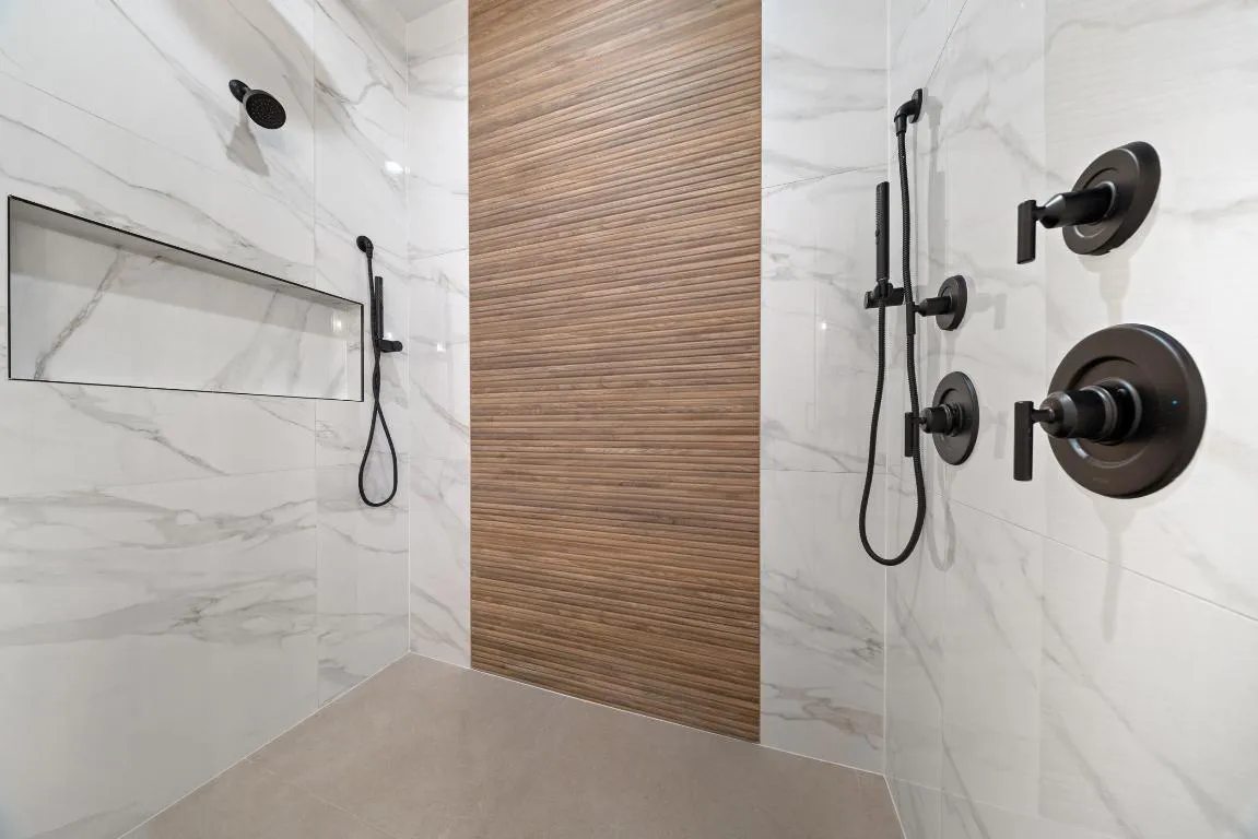 master bathroom 5