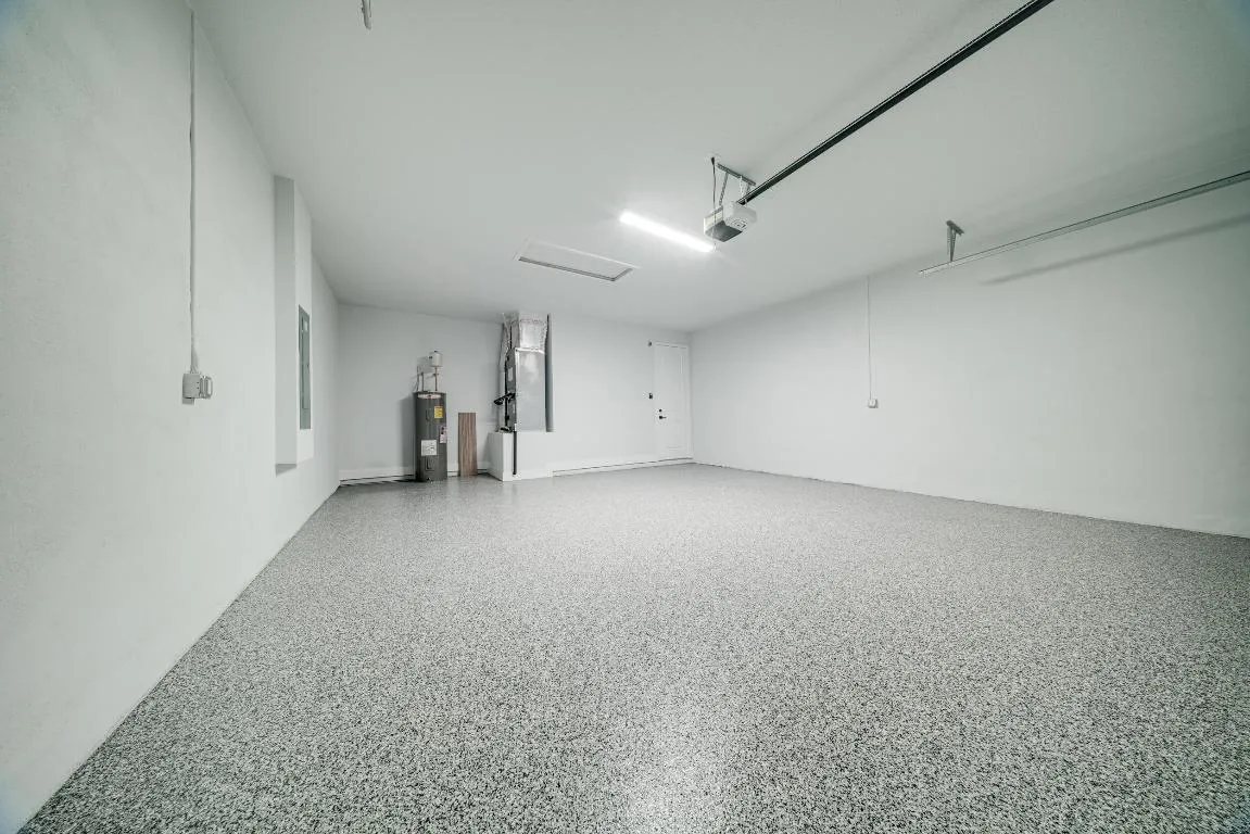 garage 2