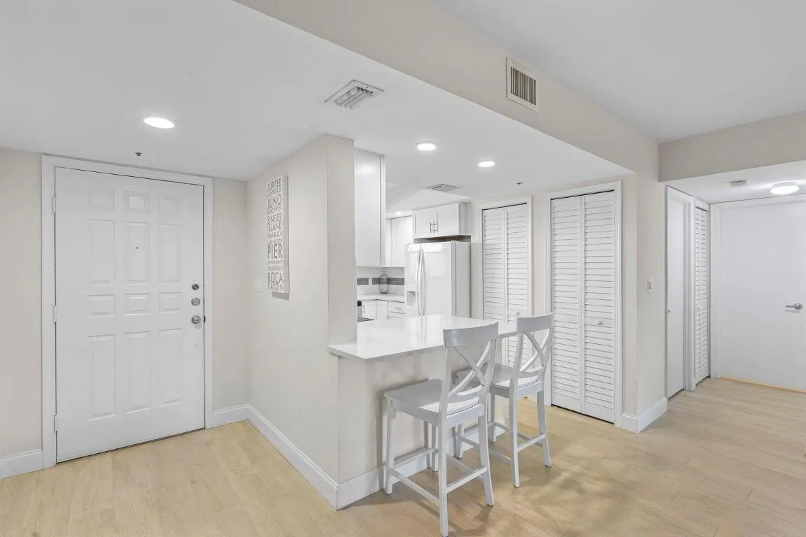 Entry way 1