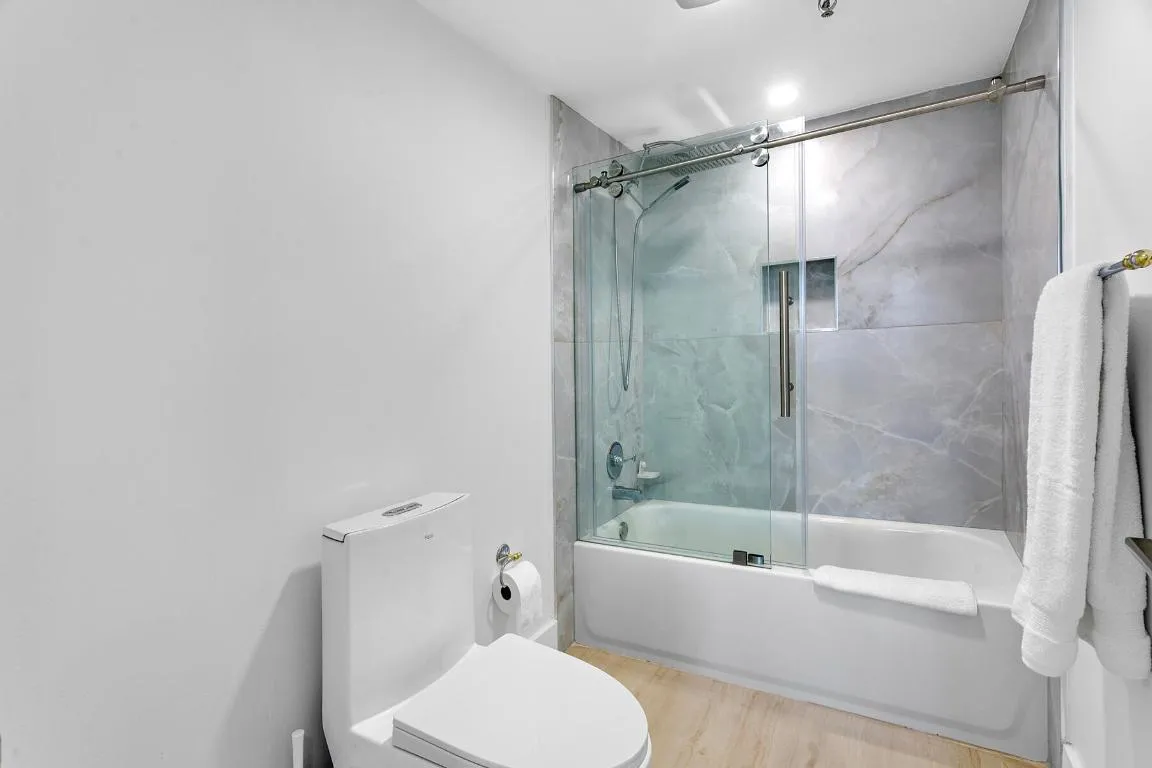 19 Updated Bath Components