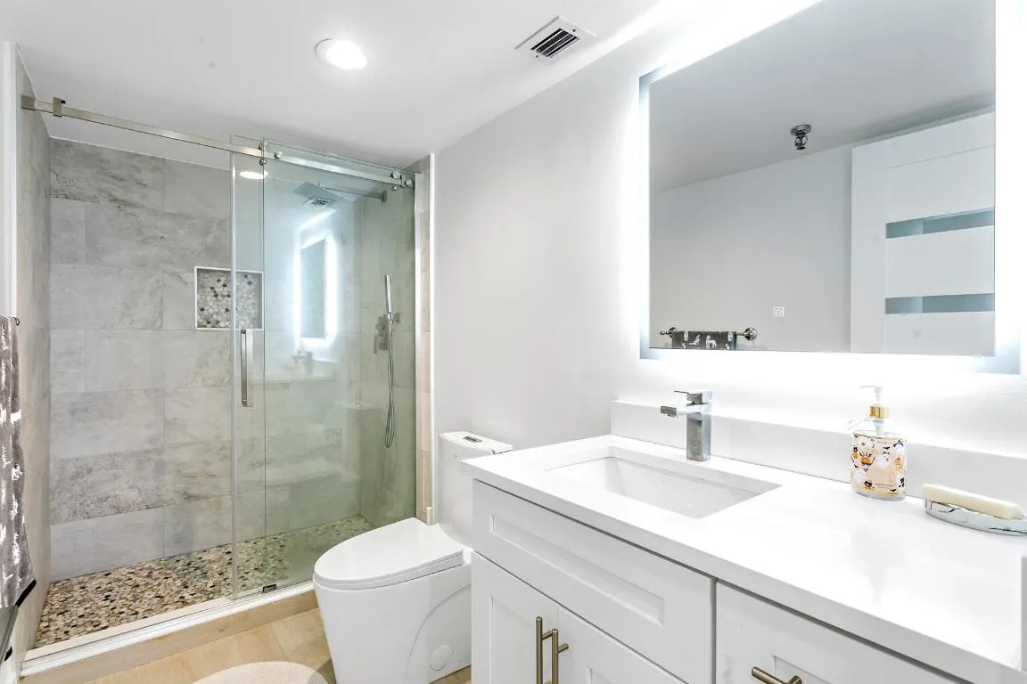 22 Second Bath Fully Updated