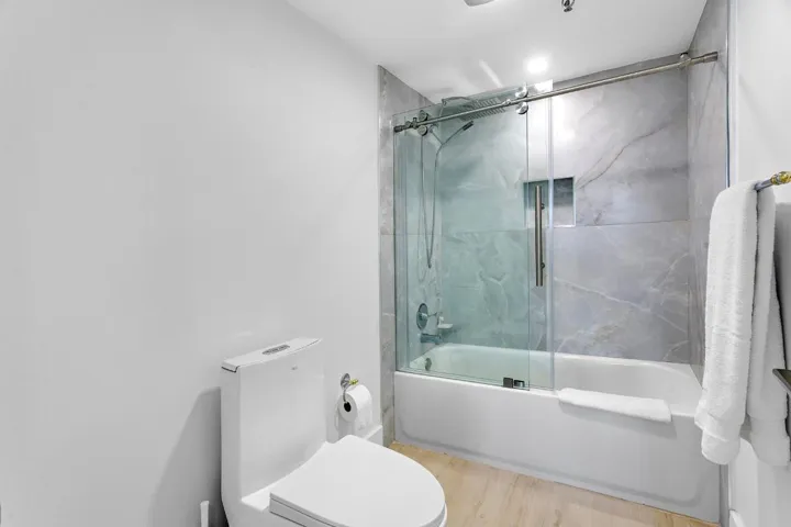 19 Updated Bath Components