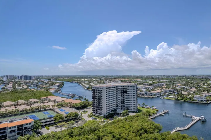 35 The Pearl At The Regency