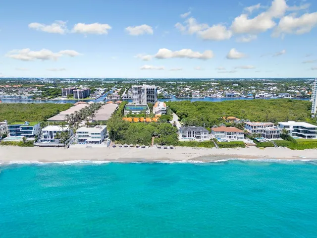 3 Private Beach Resort Set-up