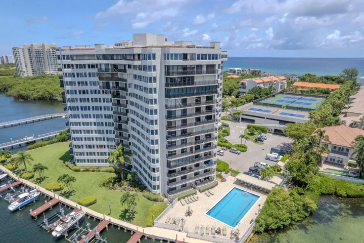 25 Two Pools, Beach Club & Boating