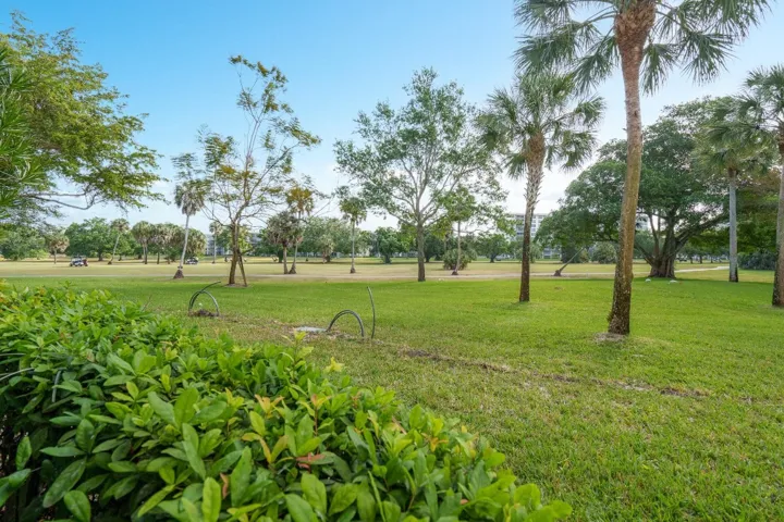 GOLF COURSE