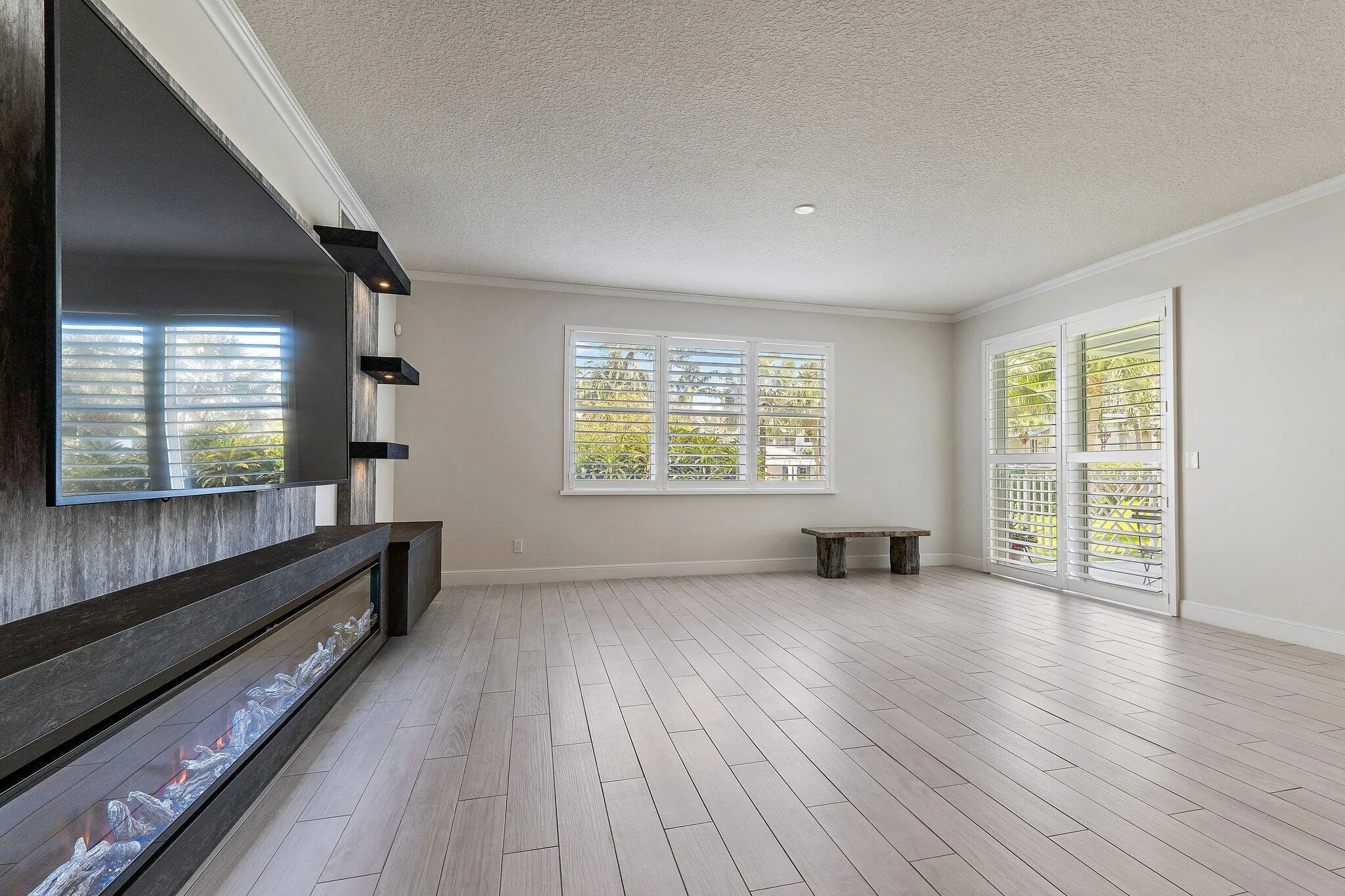 048-411BayColonyDrN-JunoBeach-SMALL