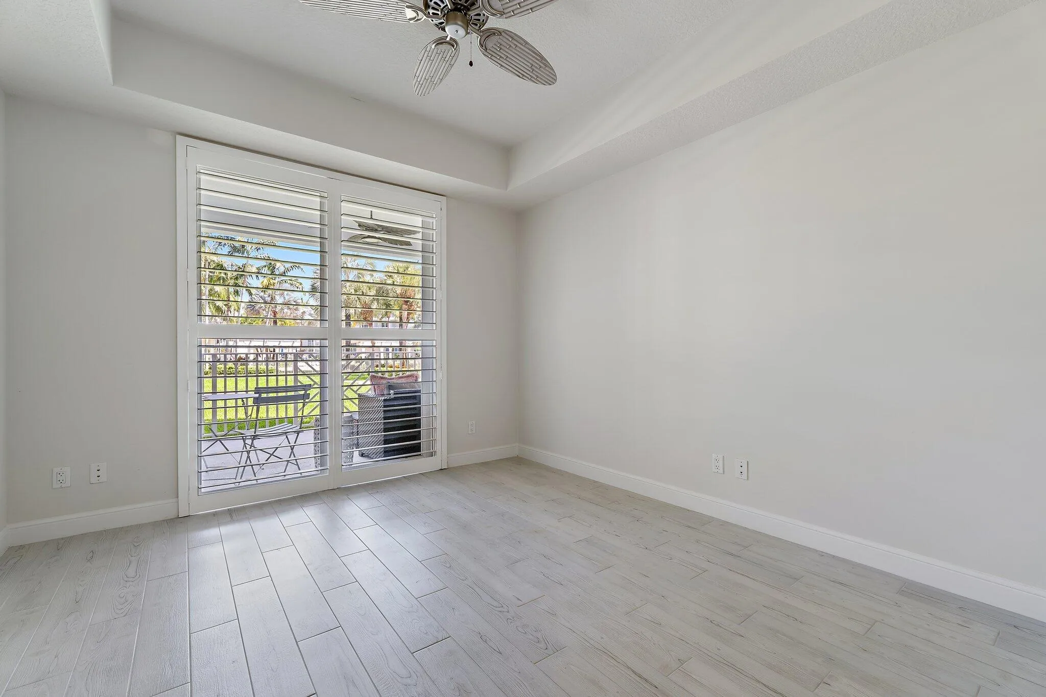 052-411BayColonyDrN-JunoBeach-SMALL